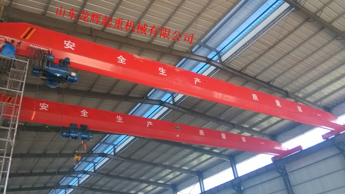 LD型電動(dòng)葫蘆單梁起重機(jī)